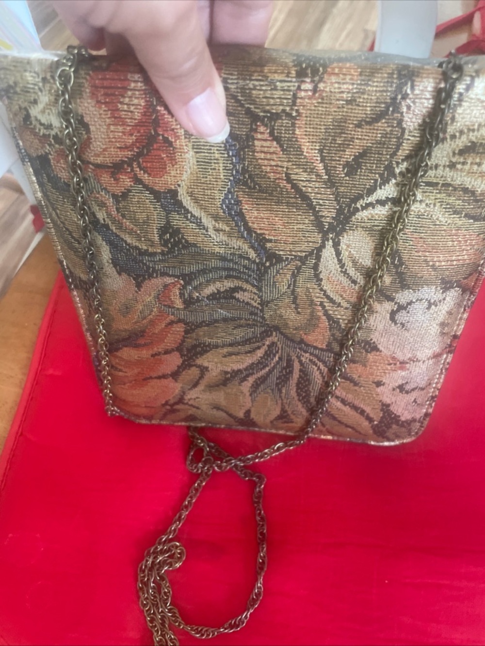 Vintage Floral Tapestry Crossbody Bag in Multicolor - Designer Style